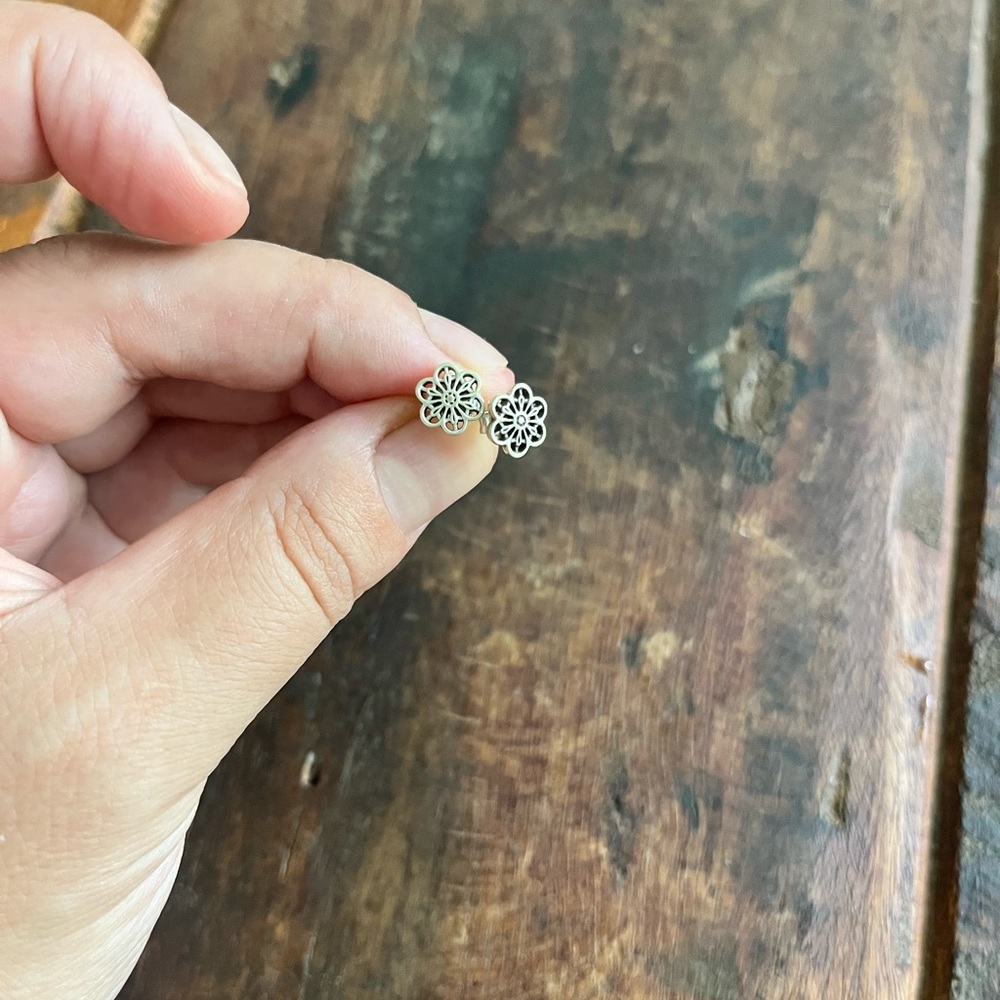 Pandora stud earrings